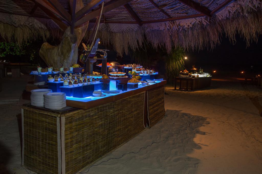Nilaveli Beach Hotel Exterior photo