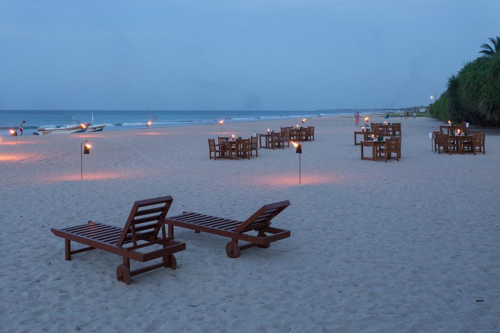 Nilaveli Beach Hotel Exterior photo