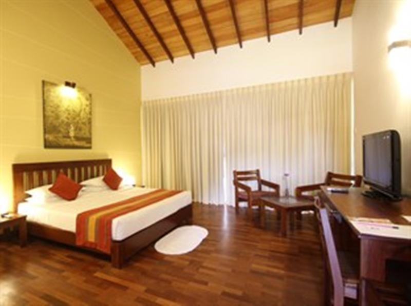 Nilaveli Beach Hotel Exterior photo